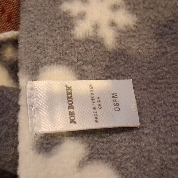 Scarf Set - Picture 4 of 6